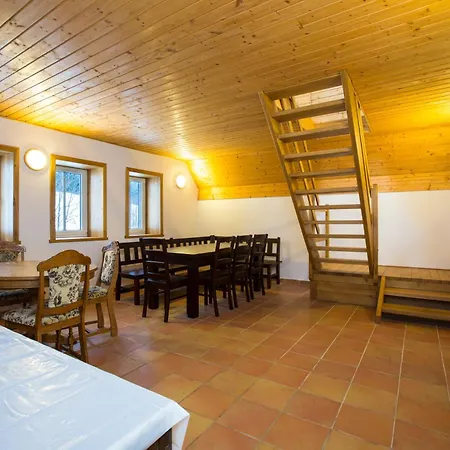 Pod Lipami Maison d'hôtes