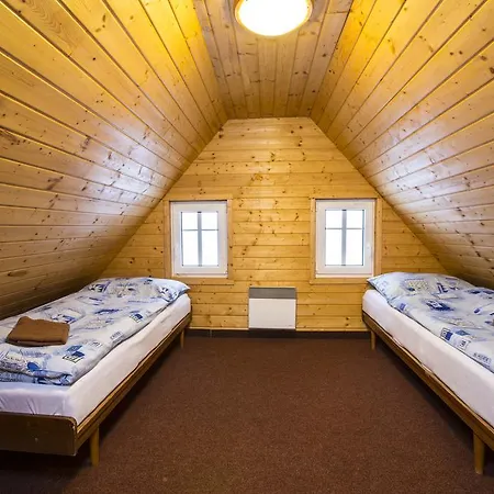 Pod Lipami Guest house 3*