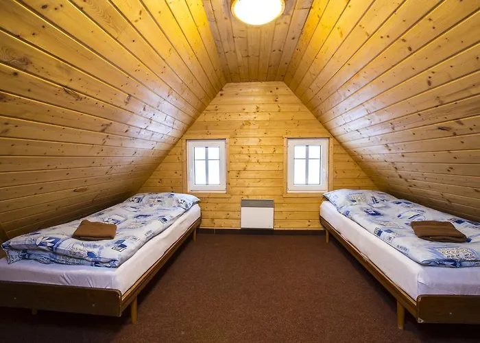Pod Lipami Гостевой дом 3*